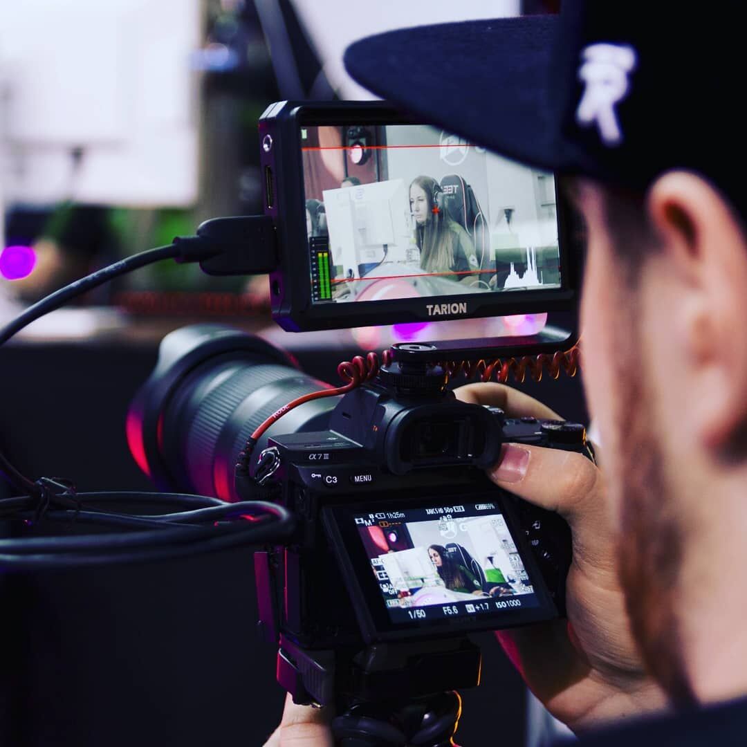 Monitor | Professional Video & Camera Filed Monitors Monitor | Professional Video & Camera Filed Monitors