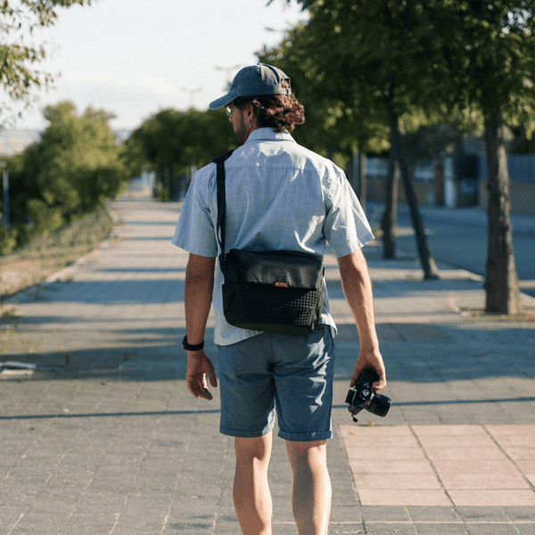 CAMERA SLING BAGS
